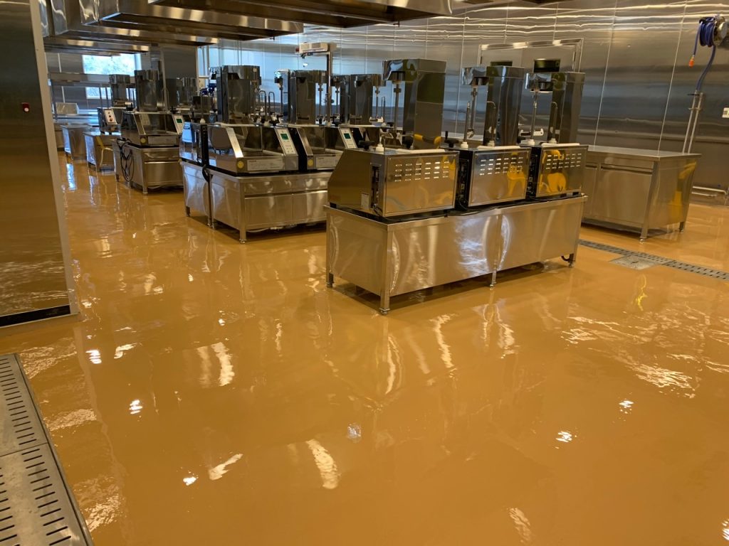 SISTEMA DE PAVIMENTO INDUSTRIAL EM POLIURETANO NA COZINHA DE HOSPITAL NA COREIA DO SUL — fotografia 3